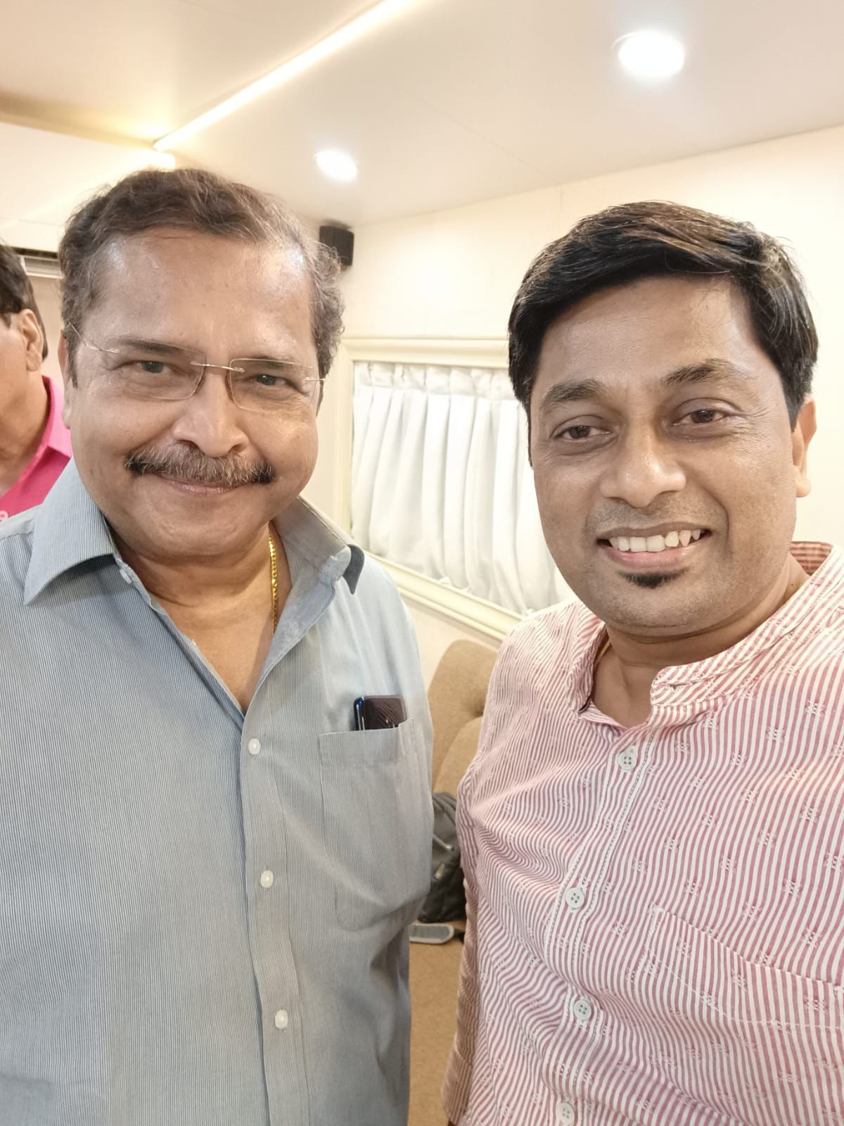 मुकेश गौतम जी का प्रदर्शन 10